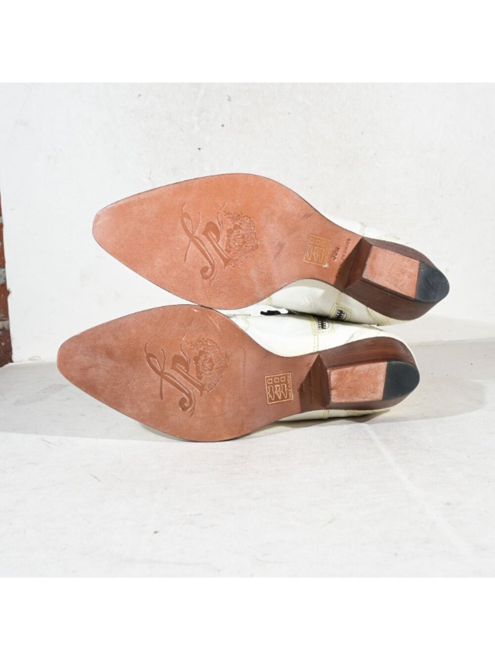 Free People White Leather Western Ankle Boots Womens 9.5 - Picture 8 of 8